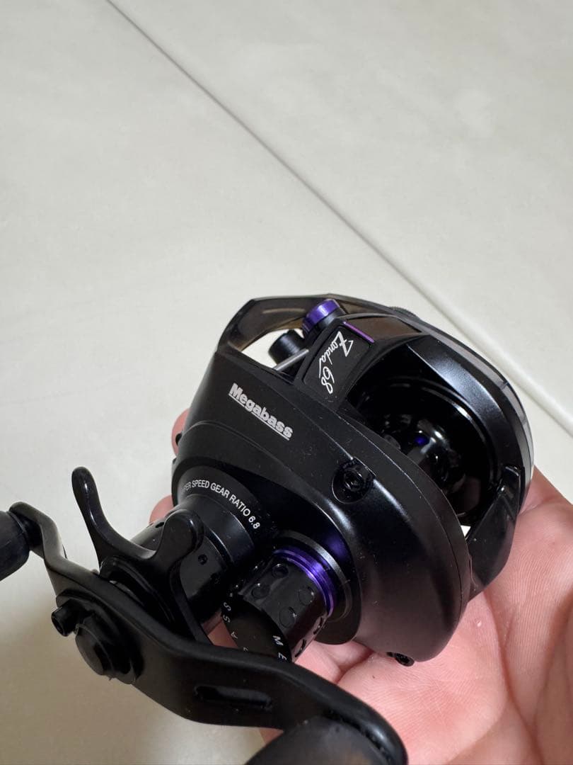 吉*様 Zonda 68 左ハンドル ベイトリール