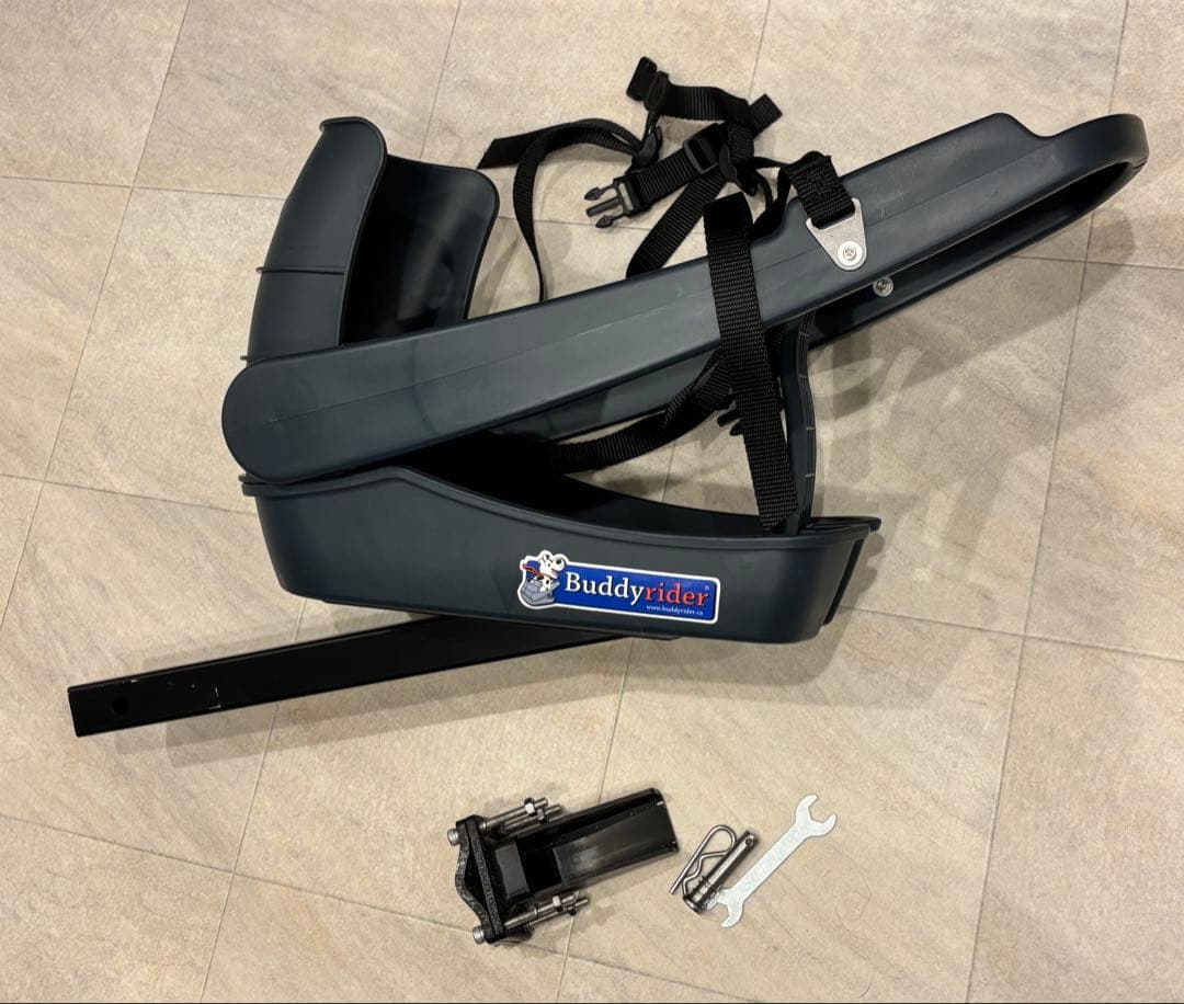 Buddyrider 犬用キャリア グレー 取り付け金具付き バディーライダー