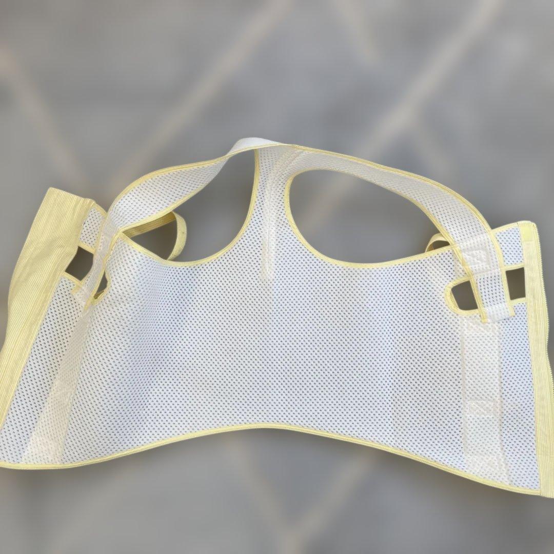 美品 アイアンバロン 着たままねんねのハニカム胴着 L