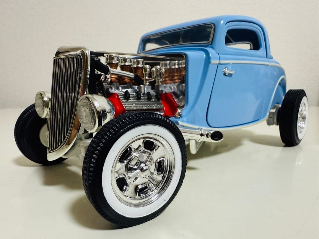 アーテル/'34 Fordフォード HotRodホットロッド 1/18