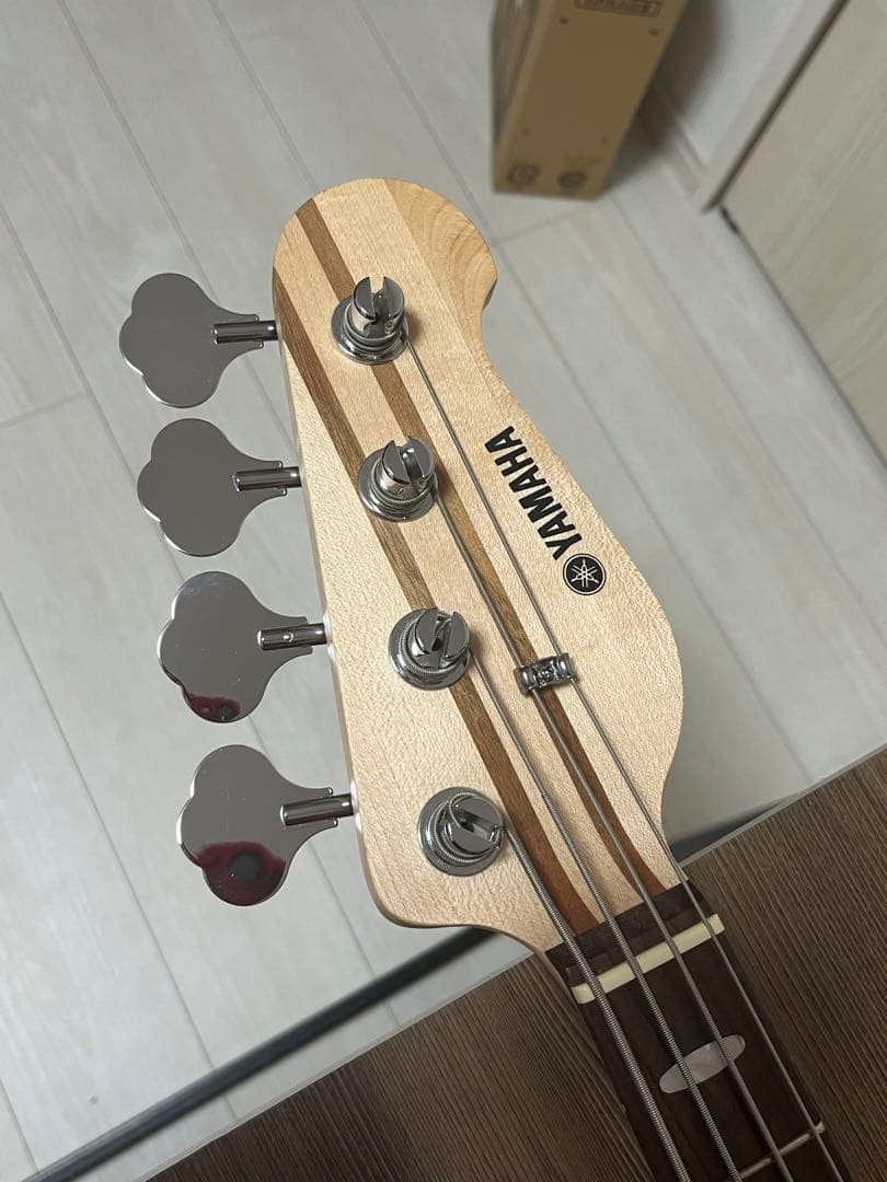 YAMAHA BB424X ベース　(ギターヒーロー、ケース付き)